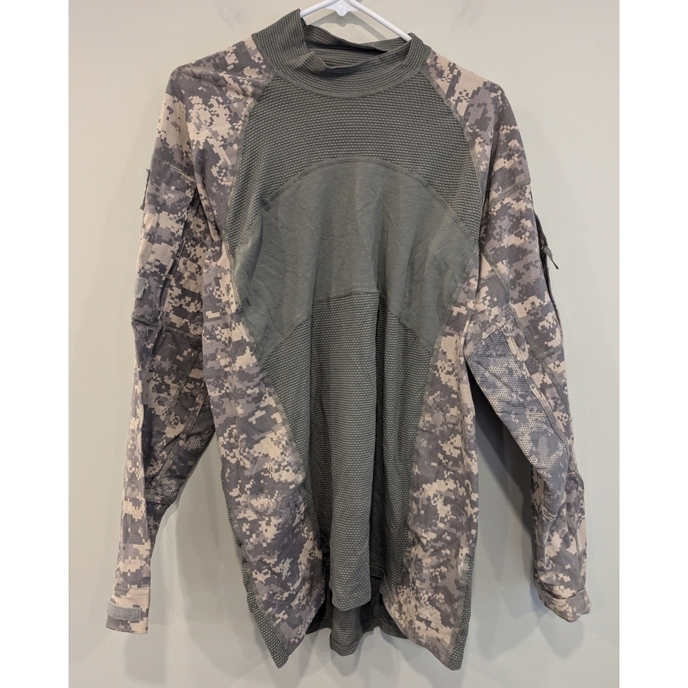 Massif Camouflage Army Combat Long Sleeve Shirt Size Large